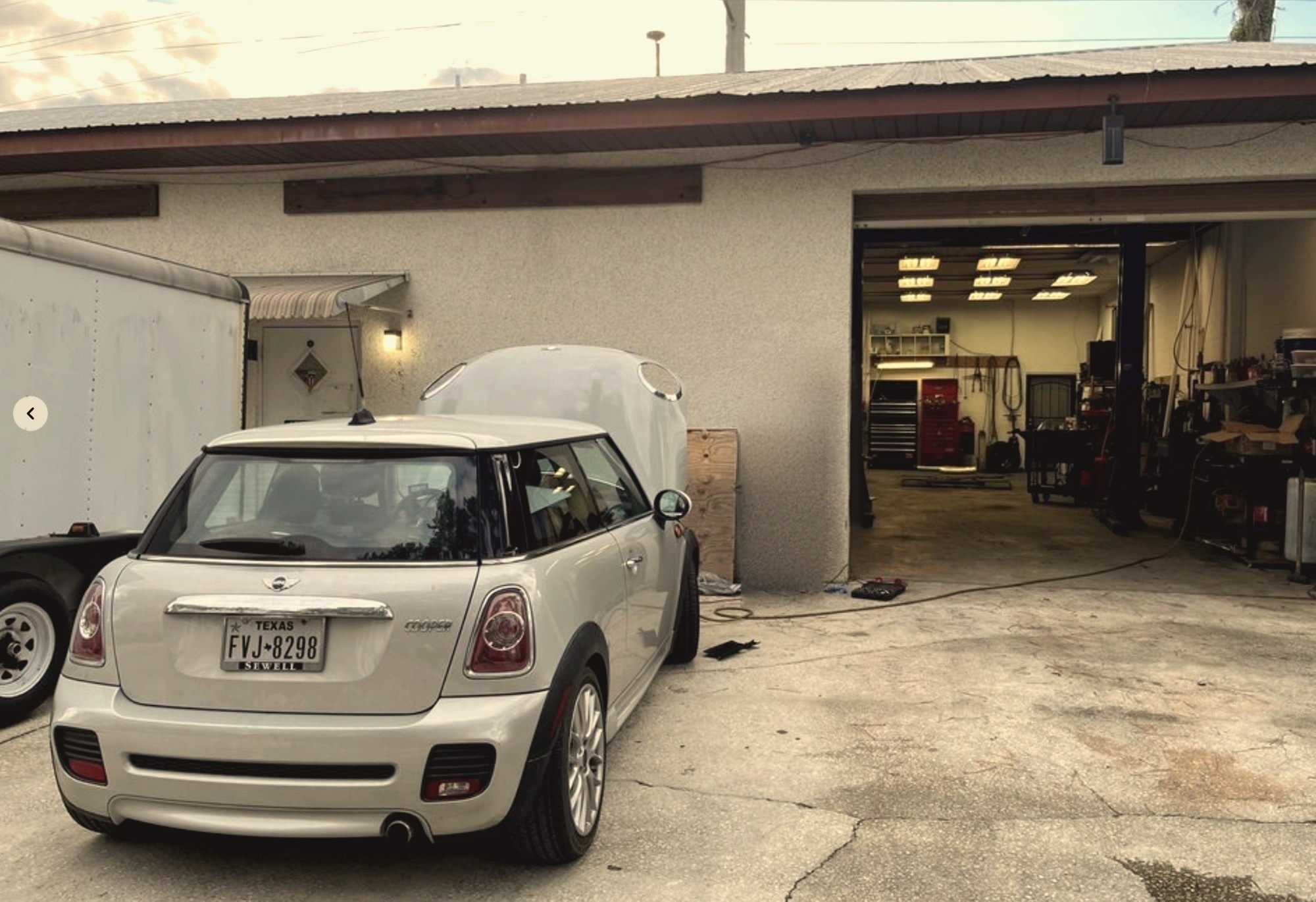 The AF Auto Mechanics shop bay on Dobbs Road, St. Augustine